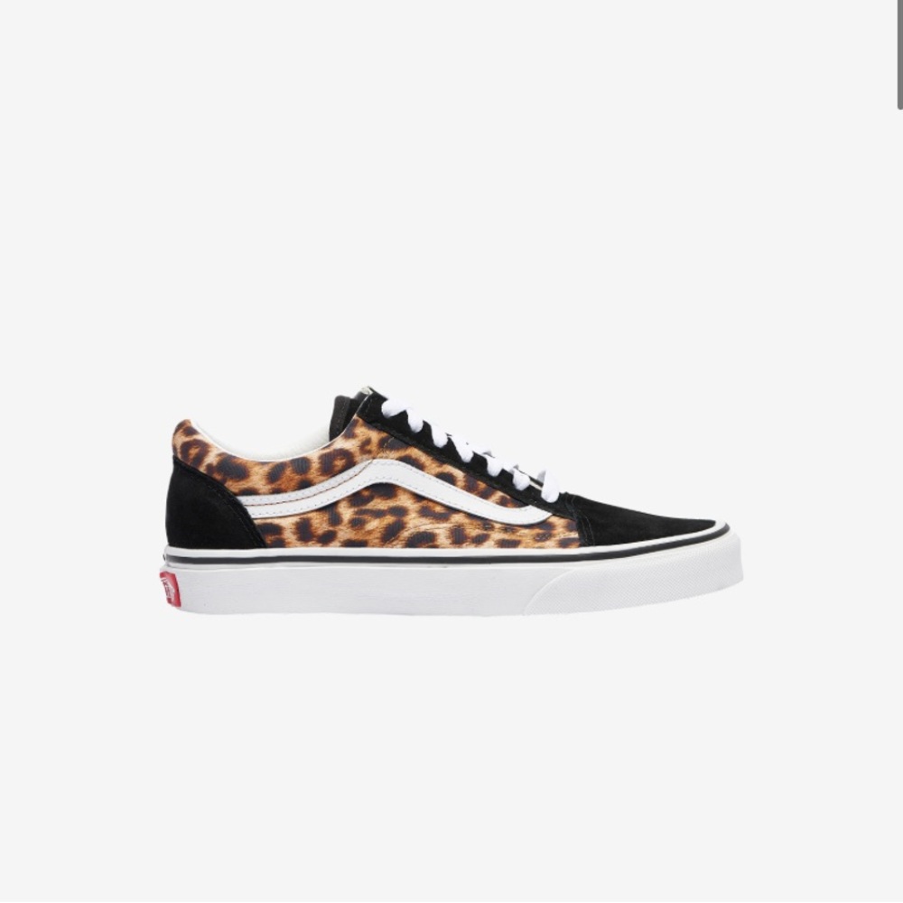 Vans Old Skool Black/True White and Leopard Shoes Women’s 7.5 / Men’s 6.0